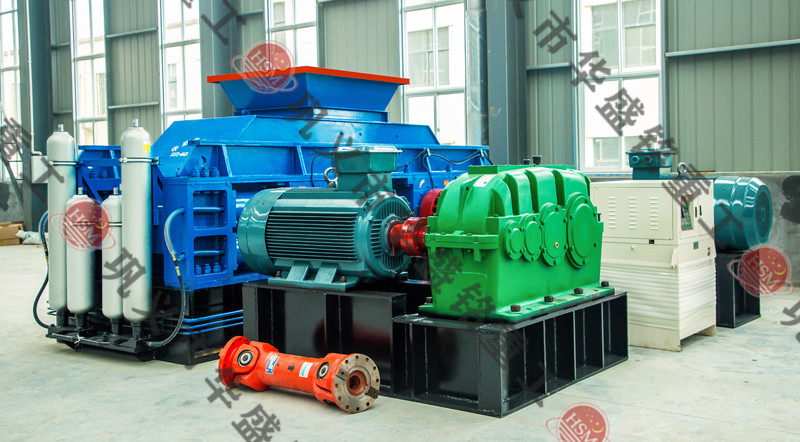 全液壓對輥破碎機